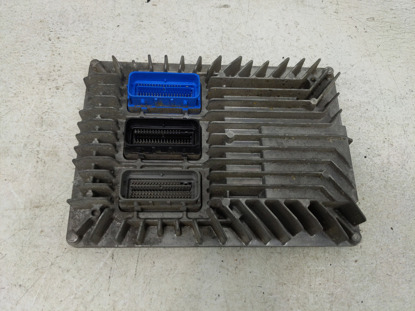 2017-2020 Chevrolet Impala PCM Engine Control Computer ECU ECM PCU OEM P/N:12666070 Fits Fits 2017 2018 2019 2020 OEM Used A