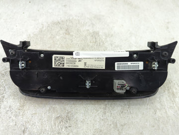 2017 Chevrolet Impala Climate Control Module Temperature AC/Heater Replacement P/N:QFGM207A SBB595862, 23453509 Fits OEM Used Auto Parts
