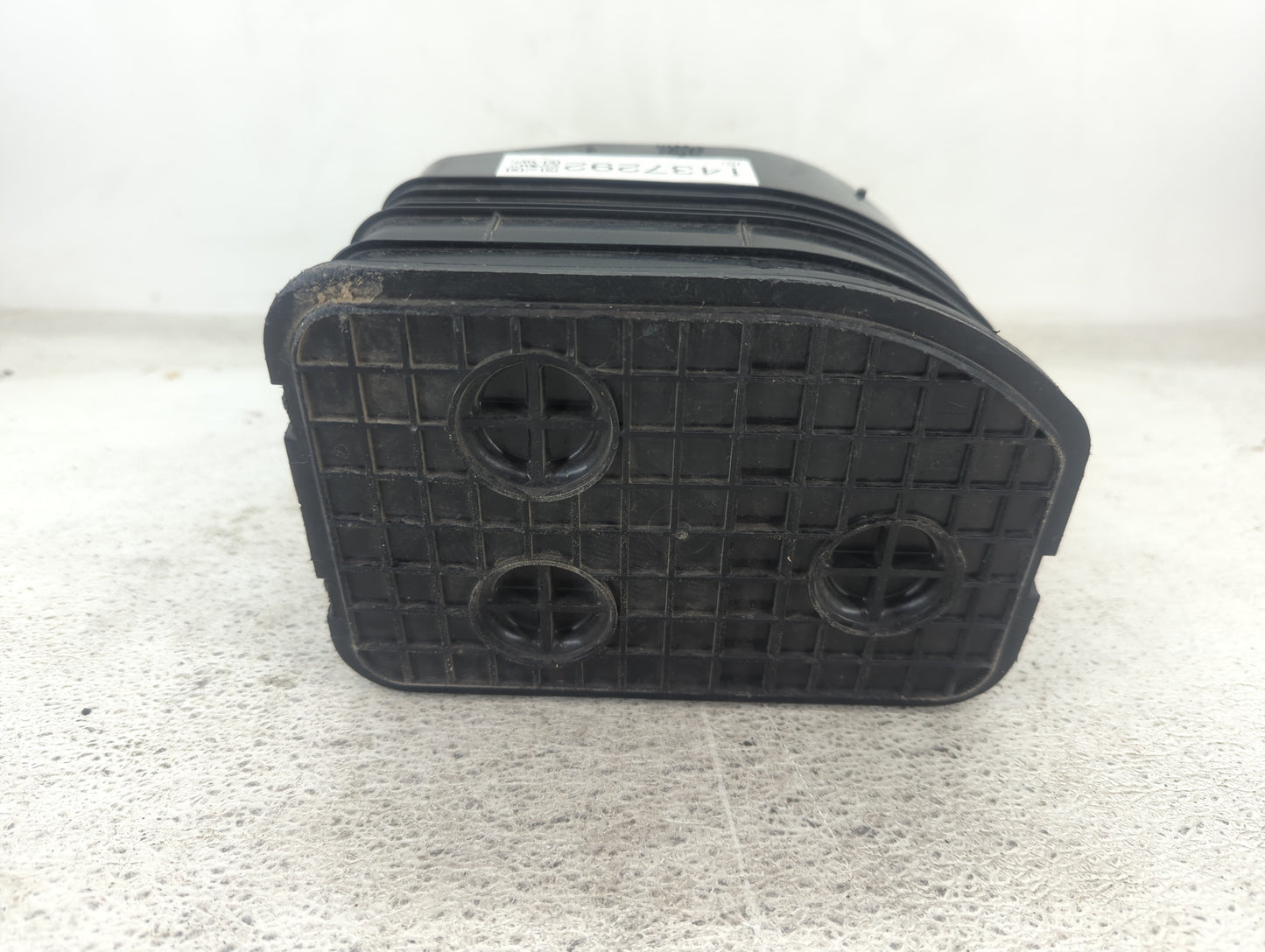 2017 Chevrolet Impala Fuel Vapor Charcoal Canister 1437292 - Oemusedautoparts1.com