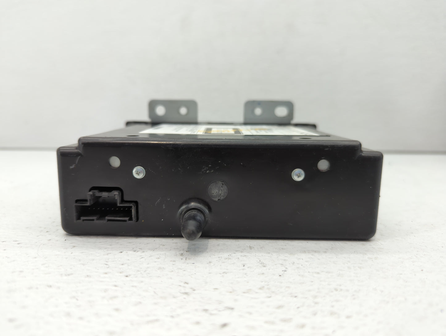 2015-2020 Chevrolet Impala Radio AM FM Cd Player Receiver Replacement P/N:84016434 812425551 Fits OEM Used Auto Parts - Oemu