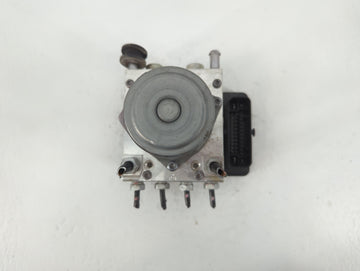 2017-2020 Chevrolet Impala ABS Pump Control Module Replacement P/N:84020431 Fits Fits 2017 2018 2019 2020 OEM Used Auto Parts