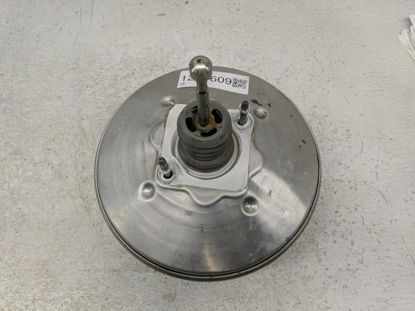 2017 Chevrolet Malibu Power Brake Booster Oem 1299609 - Oemusedautoparts1.com
