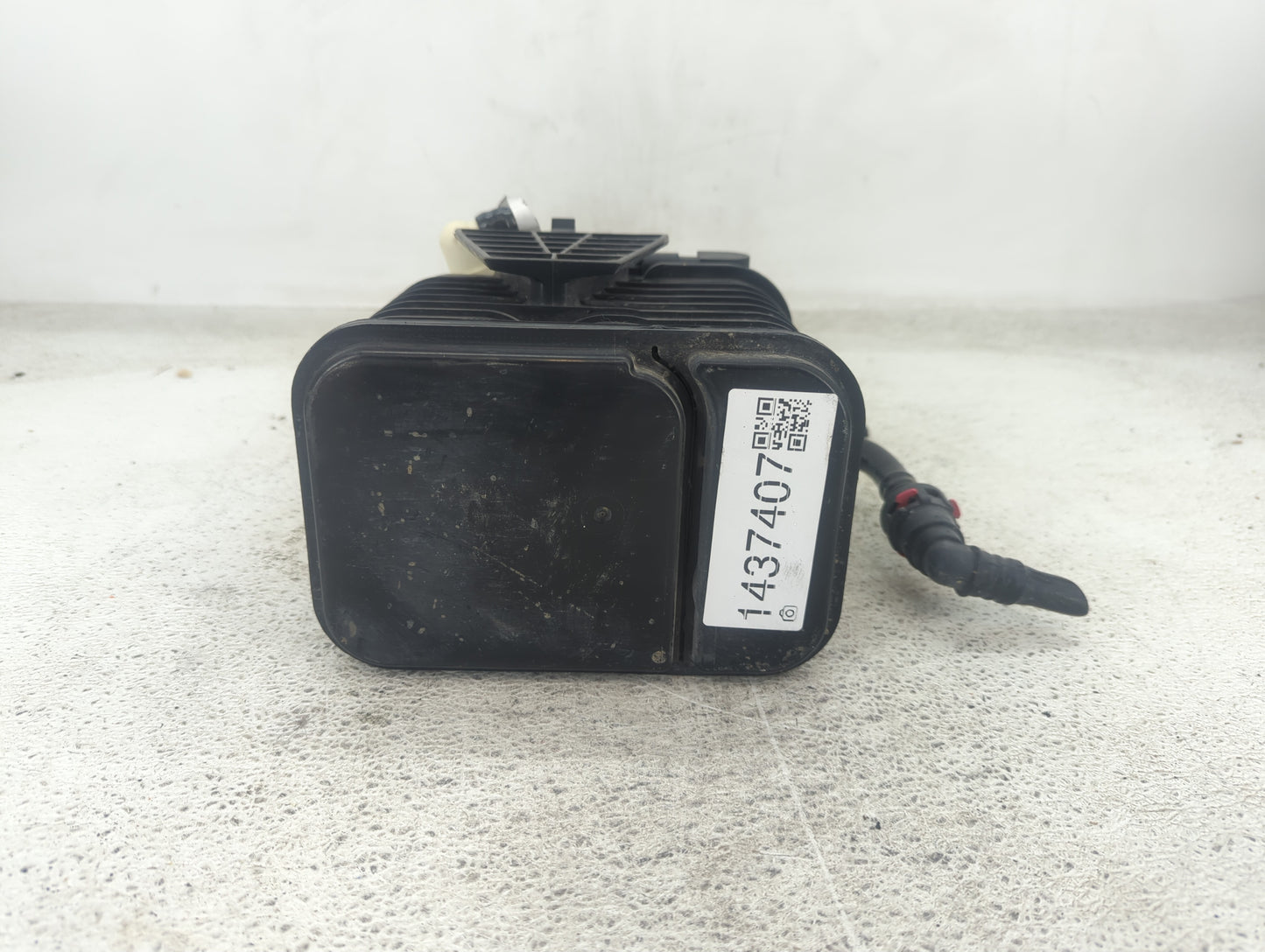 2017 Chevrolet Malibu Fuel Vapor Charcoal Canister - Oemusedautoparts1.com