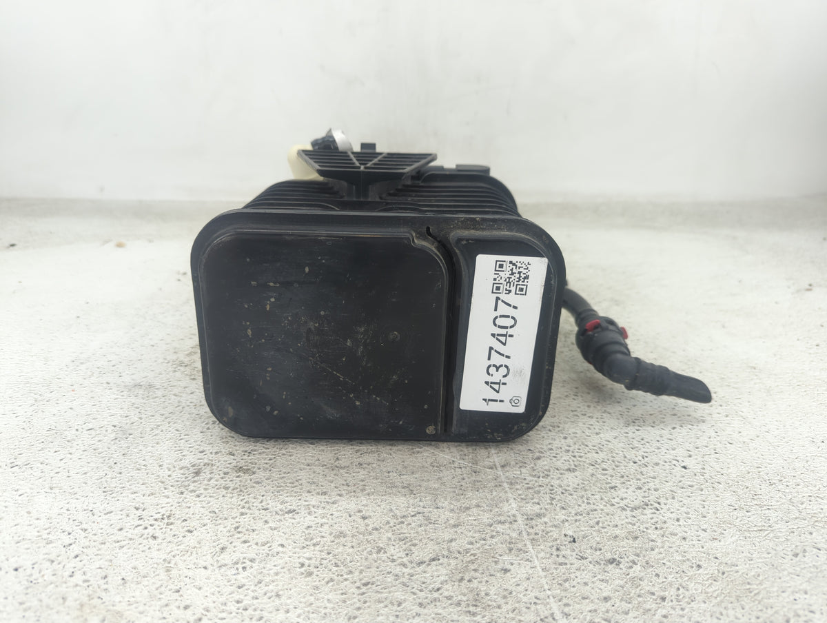 2017 Chevrolet Malibu Fuel Vapor Charcoal Canister 1437407 - Oemusedautoparts1.com