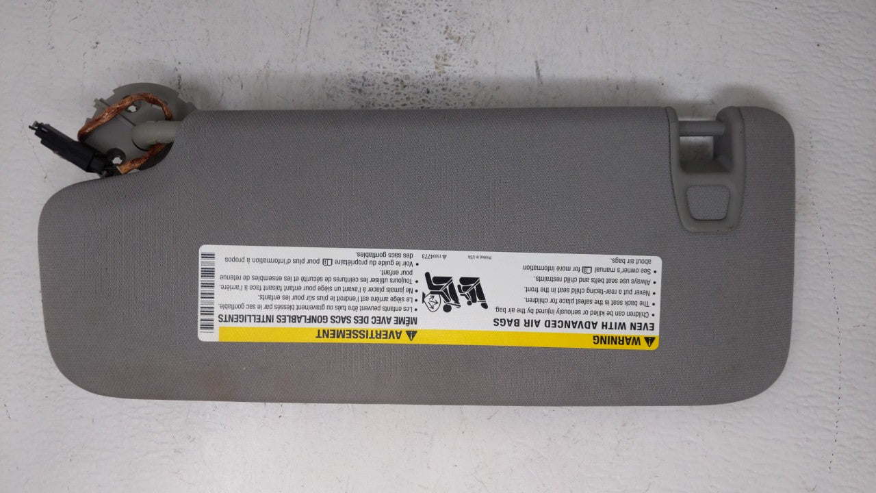 2016-2019 Chevrolet Malibu Sun Visor Shade Replacement Passenger Right Mirror Fits Fits 2016 2017 2018 2019 OEM Used Auto Pa