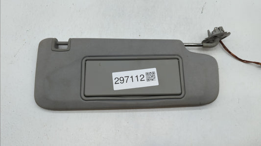 2016-2019 Chevrolet Malibu Sun Visor Shade Replacement Passenger Right Mirror Fits Fits 2016 2017 2018 2019 OEM Used Auto Parts