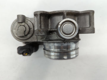 2016-2021 Chevrolet Malibu Throttle Body P/N:12671379AA Fits Fits 2016 2017 2018 2019 2020 2021 2022 OEM Used Auto Parts