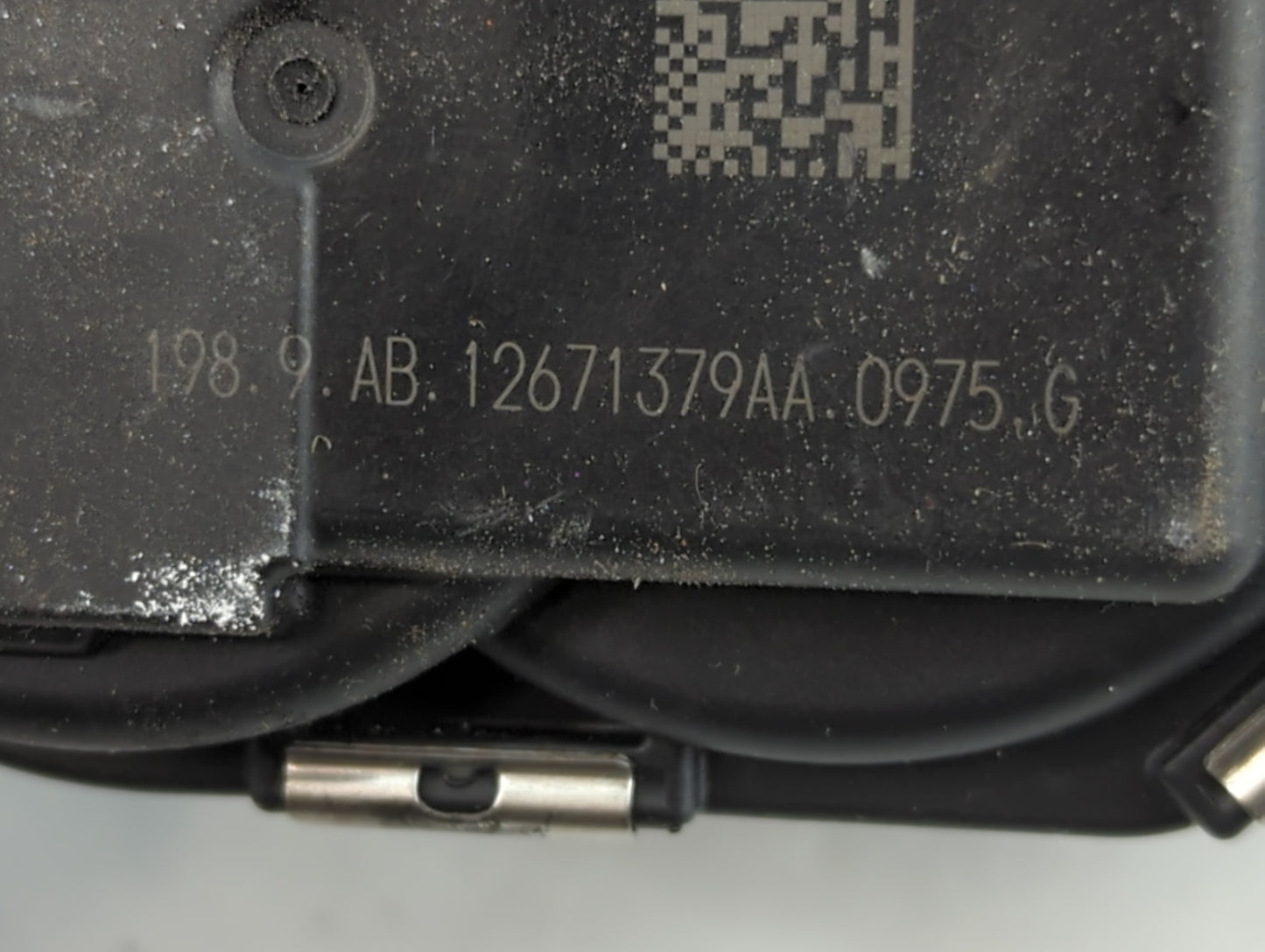 2013-2021 Chevrolet Malibu Throttle Body P/N:12671379AA Fits Fits 2013 2014 2015 2016 2017 2018 2019 2020 2021 OEM Used Auto