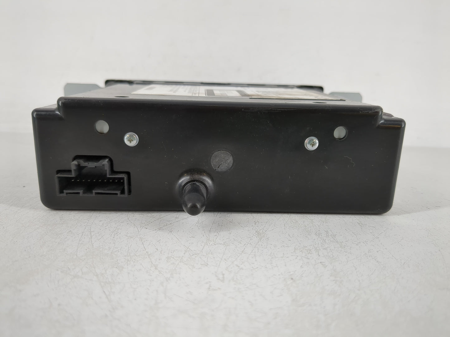 2016-2019 Chevrolet Silverado 1500 Radio AM FM Cd Player Receiver Replacement P/N:84016435 Fits Fits 2016 2017 2018 2019 OEM