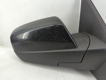 2014-2019 Chevrolet Silverado 1500 Passenger Side View Mirror - Right Door Mirror OEM Used