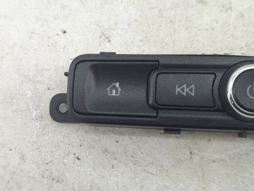 2016-2019 Chevrolet Silverado 1500 Radio AM FM Cd Player Receiver Replacement P/N:42516646 Fits Fits 2016 2017 2018 2019 OEM Used Auto Parts