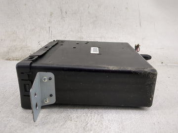 2015-2019 Chevrolet Silverado 1500 Radio AM FM Cd Player Receiver Replacement P/N:84016435 113000-62610101 Fits OEM Used Auto Parts