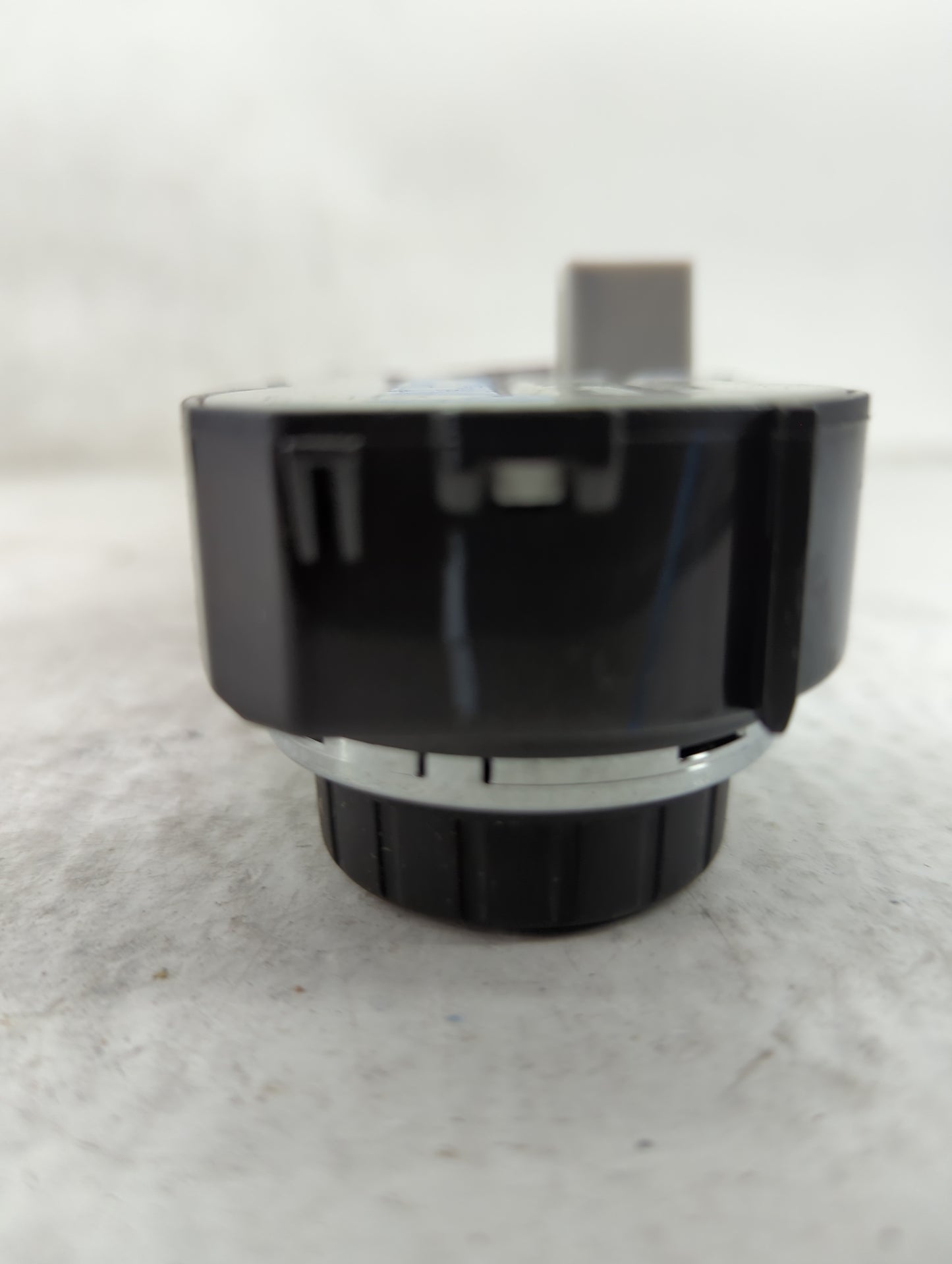 2017 Chevrolet Silverado 1500 Climate Control Module Temperature AC/Heater Replacement P/N:23170390000008280 815372982 Fits