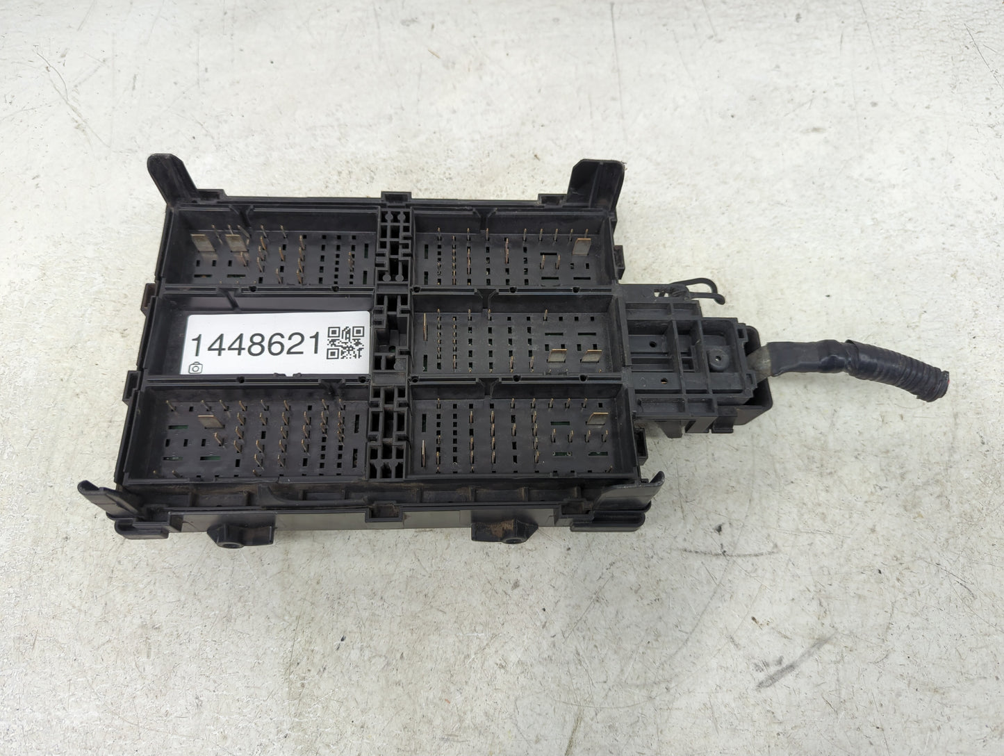 2017-2019 Chevrolet Silverado 1500 Fusebox Fuse Box Panel Relay Module P/N:84075777 13500114, 13500113 Fits Fits 2017 2018 2