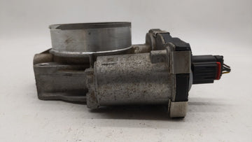 2016-2019 Chevrolet Silverado 1500 Throttle Body P/N:12669536AA 12676296AA, 12676296A Fits Fits 2016 2017 2018 2019 OEM Used Auto Parts