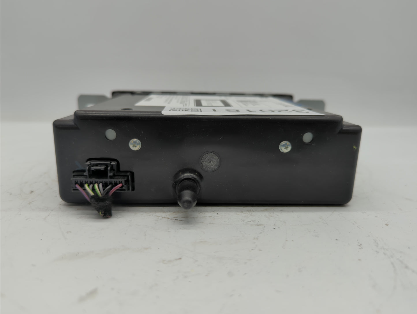 2015-2019 Chevrolet Silverado 1500 Radio AM FM Cd Player Receiver Replacement P/N:13594481 84016435 Fits OEM Used Auto Parts