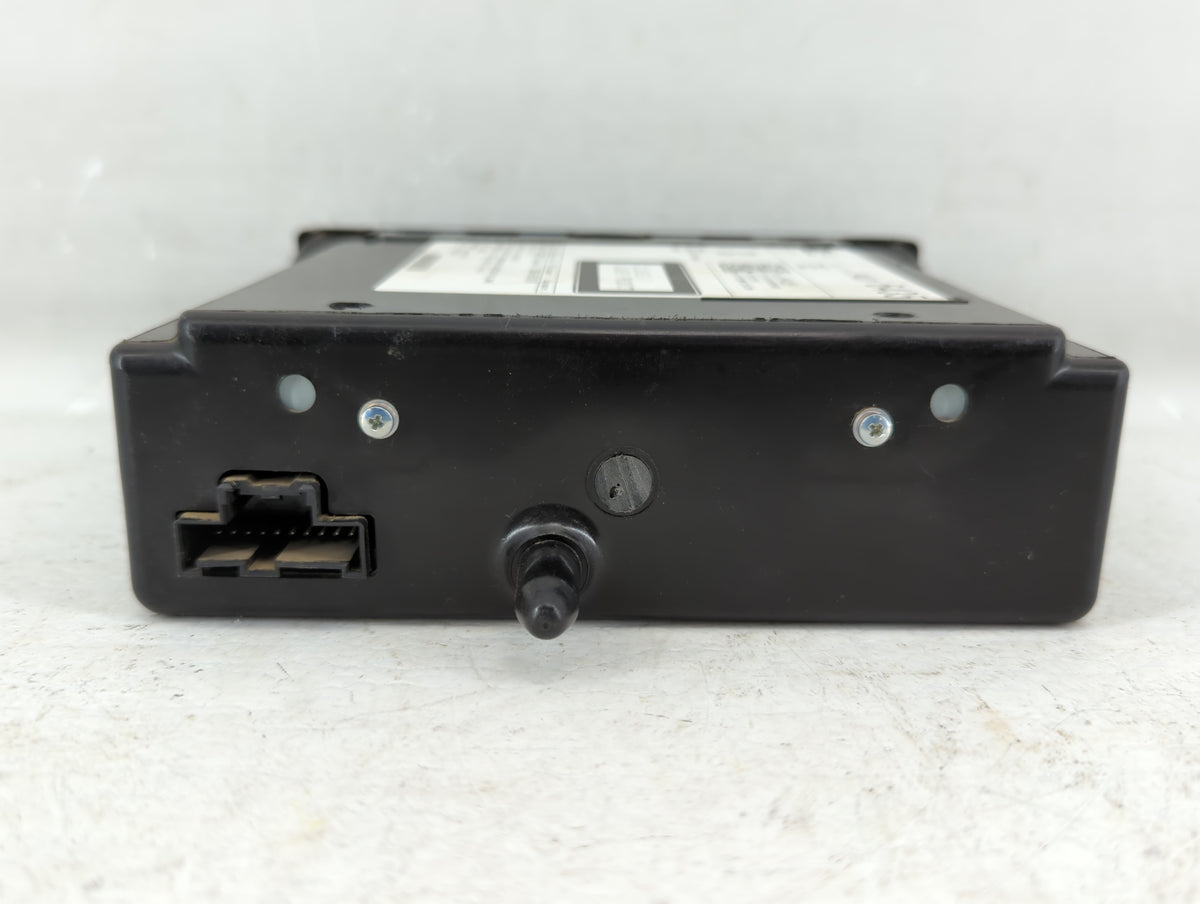 2015-2019 Chevrolet Silverado 1500 Am Fm Cd Player Radio Receiver 554569 - Oemusedautoparts1.com