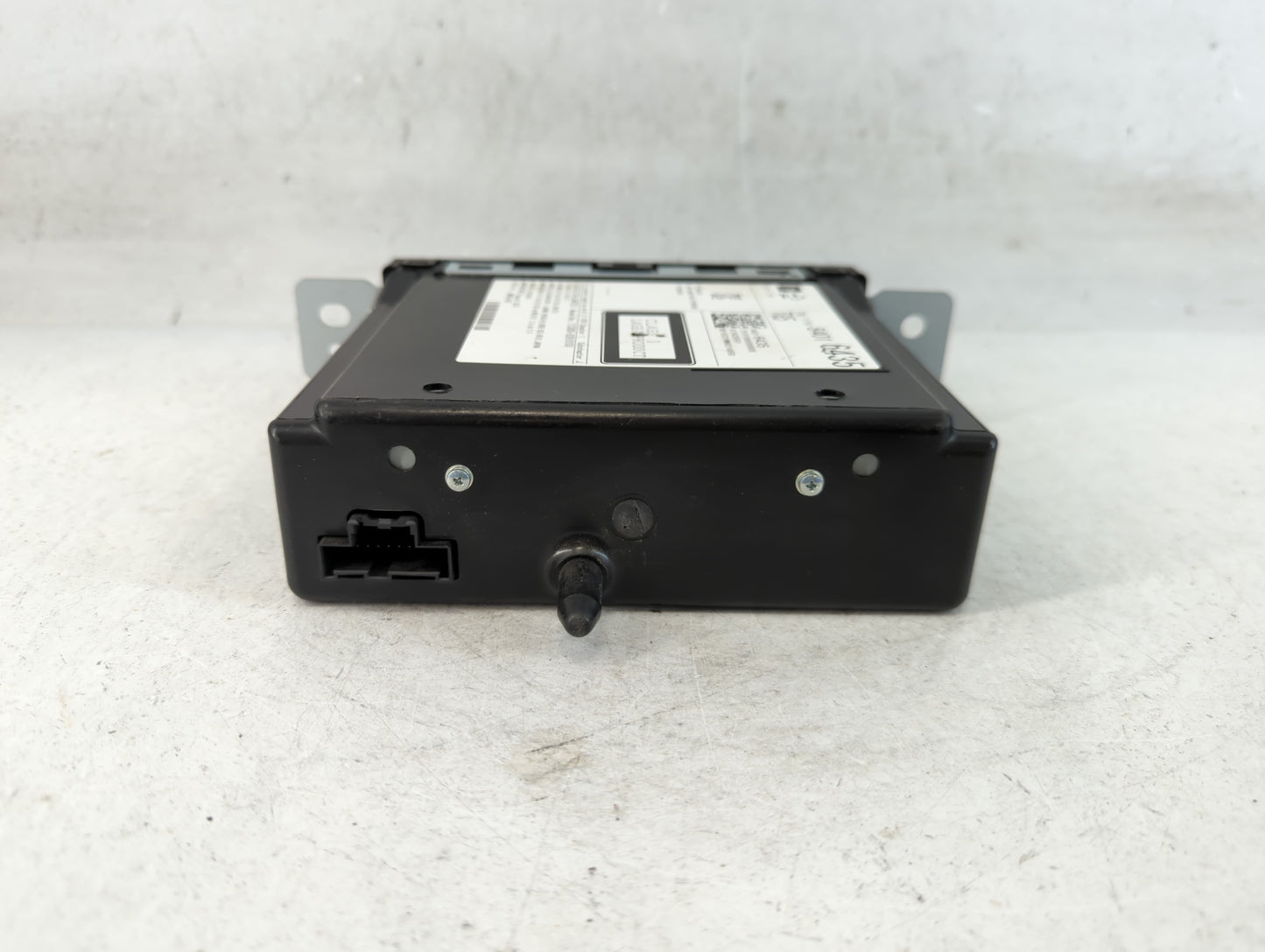 2015-2019 Chevrolet Silverado 1500 Radio AM FM Cd Player Receiver Replacement P/N:84016435 Fits Fits 2015 2016 2017 2018 201