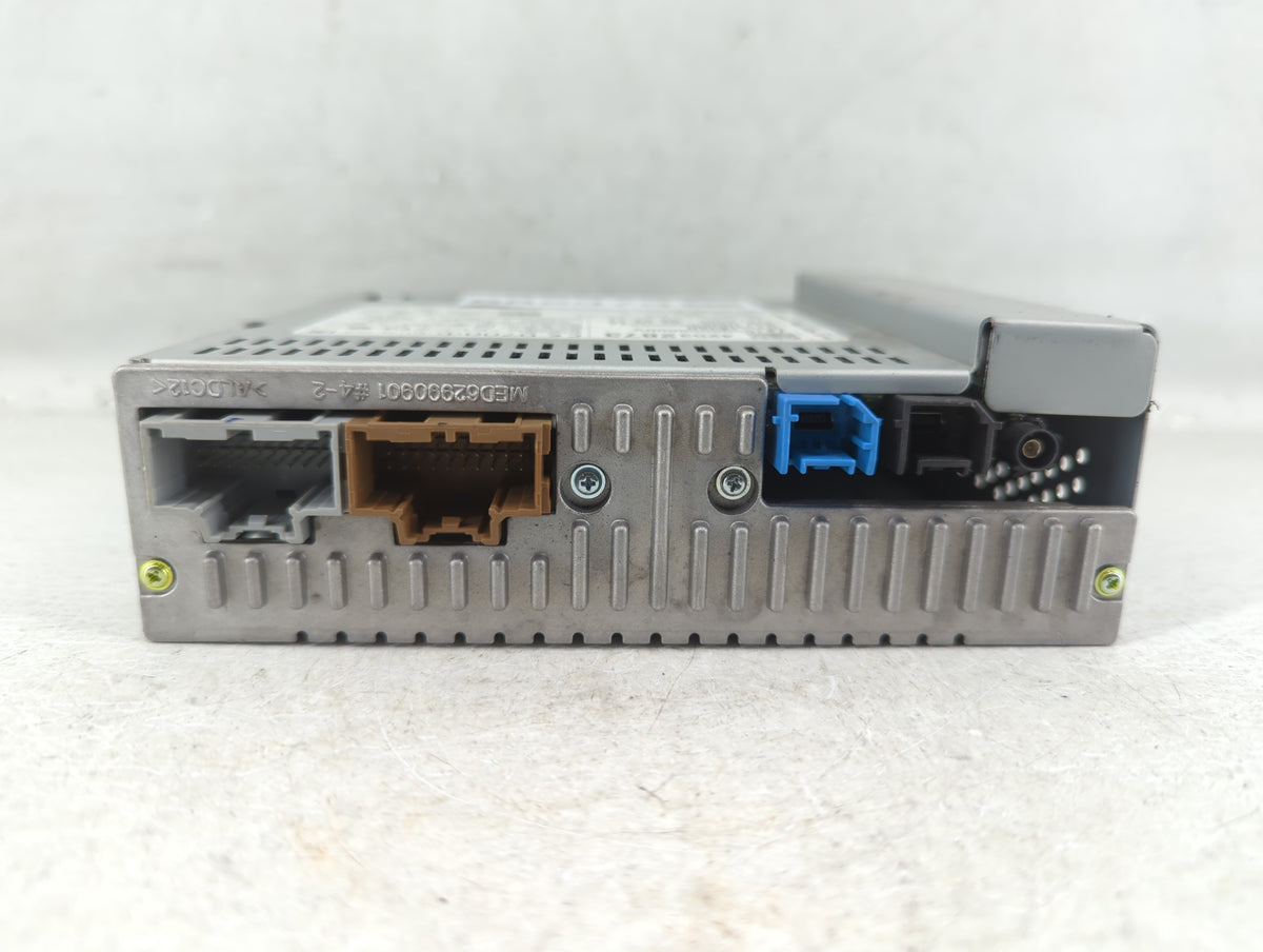 Chevrolet Silverado 3500 Hd Am Fm Cd Player Radio Receiver - Oemusedautoparts1.com