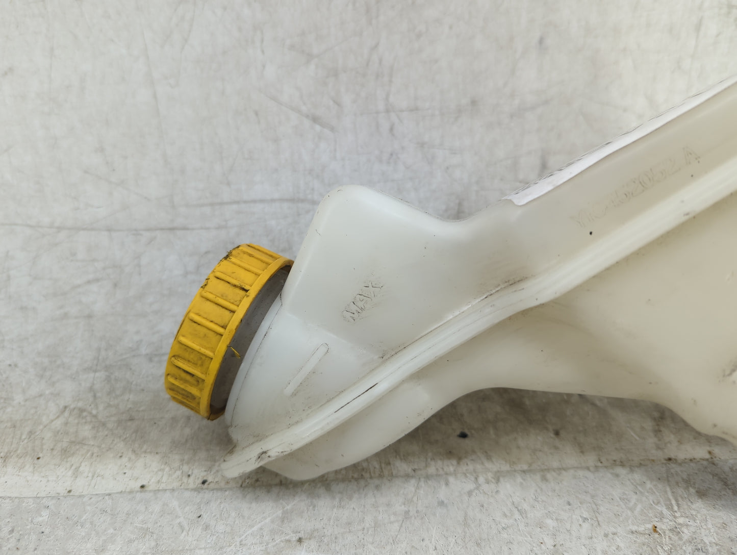 2012-2019 Chevrolet Sonic Brake Master Cylinder 1451345 - Oemusedautoparts1.com