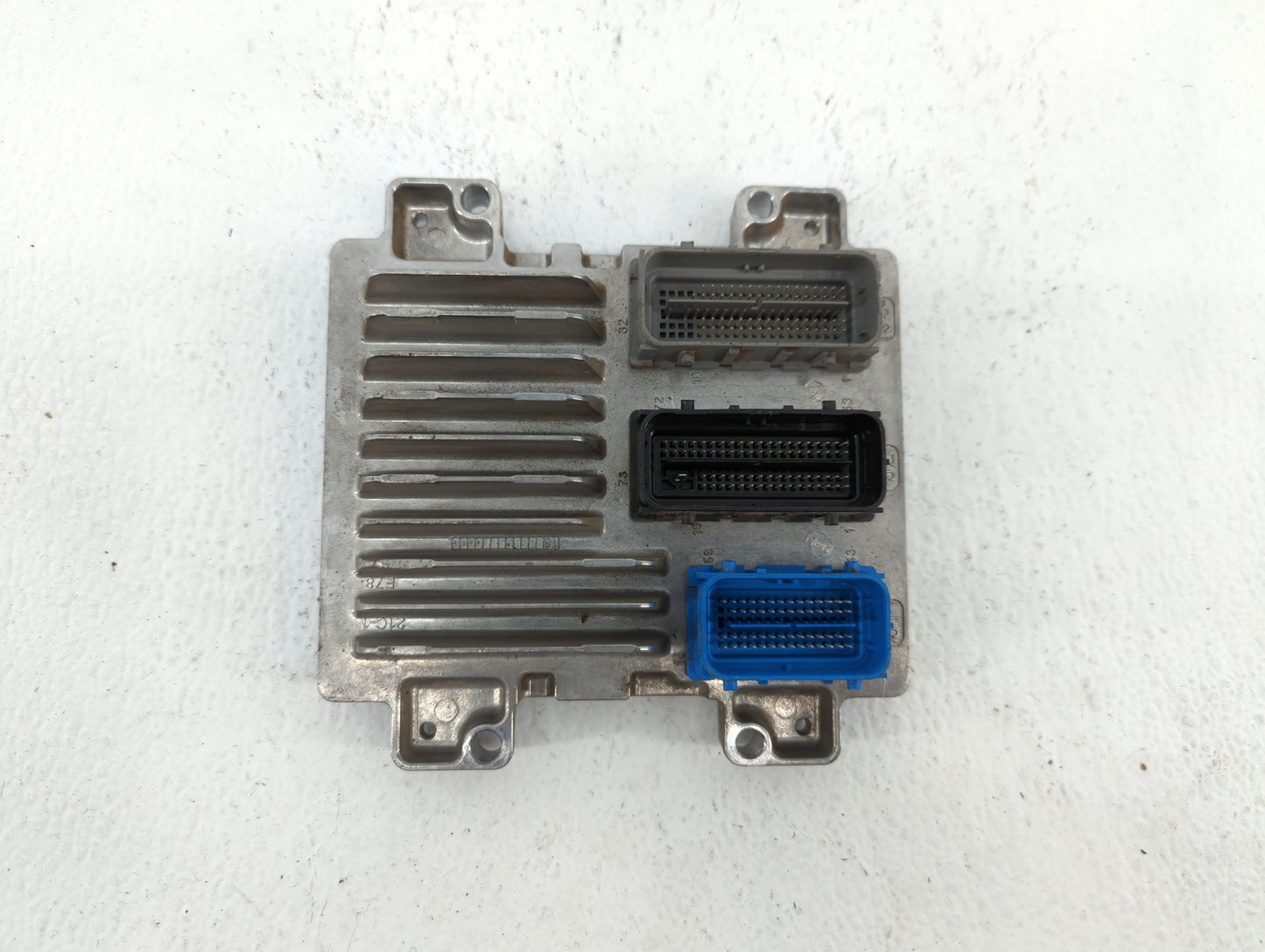 2017-2018 Chevrolet Sonic PCM Engine Control Computer ECU ECM PCU OEM P/N:12697793 12706635, 12679097 Fits Fits 2017 2018 20