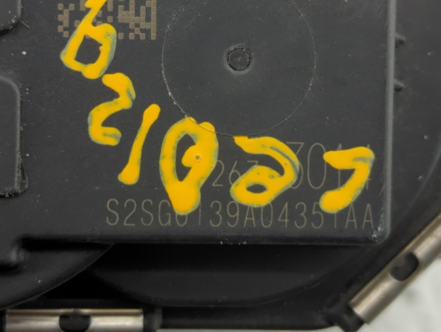 2016-2022 Chevrolet Spark Throttle Body P/N:12673014 Fits Fits 2016 2017 2018 2019 2020 2021 2022 OEM Used Auto Parts - Oemu