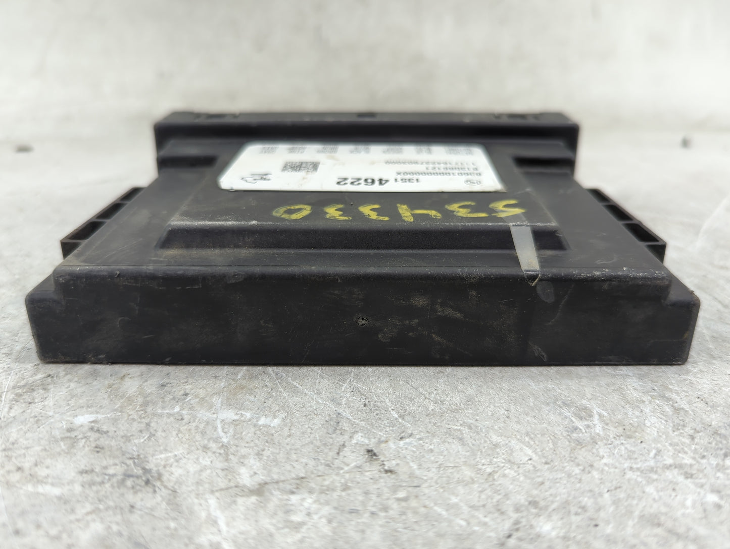 Chevrolet Suburban 1500 Body Control Module Bcm Inner Cabin Fuse Box - Oemusedautoparts1.com