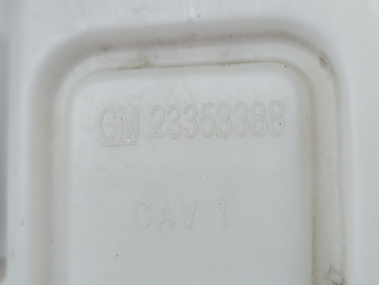 Chevrolet Suburban 1500 Windshield Washer Fluid Reservoir Bottle Oem - Oemusedautoparts1.com