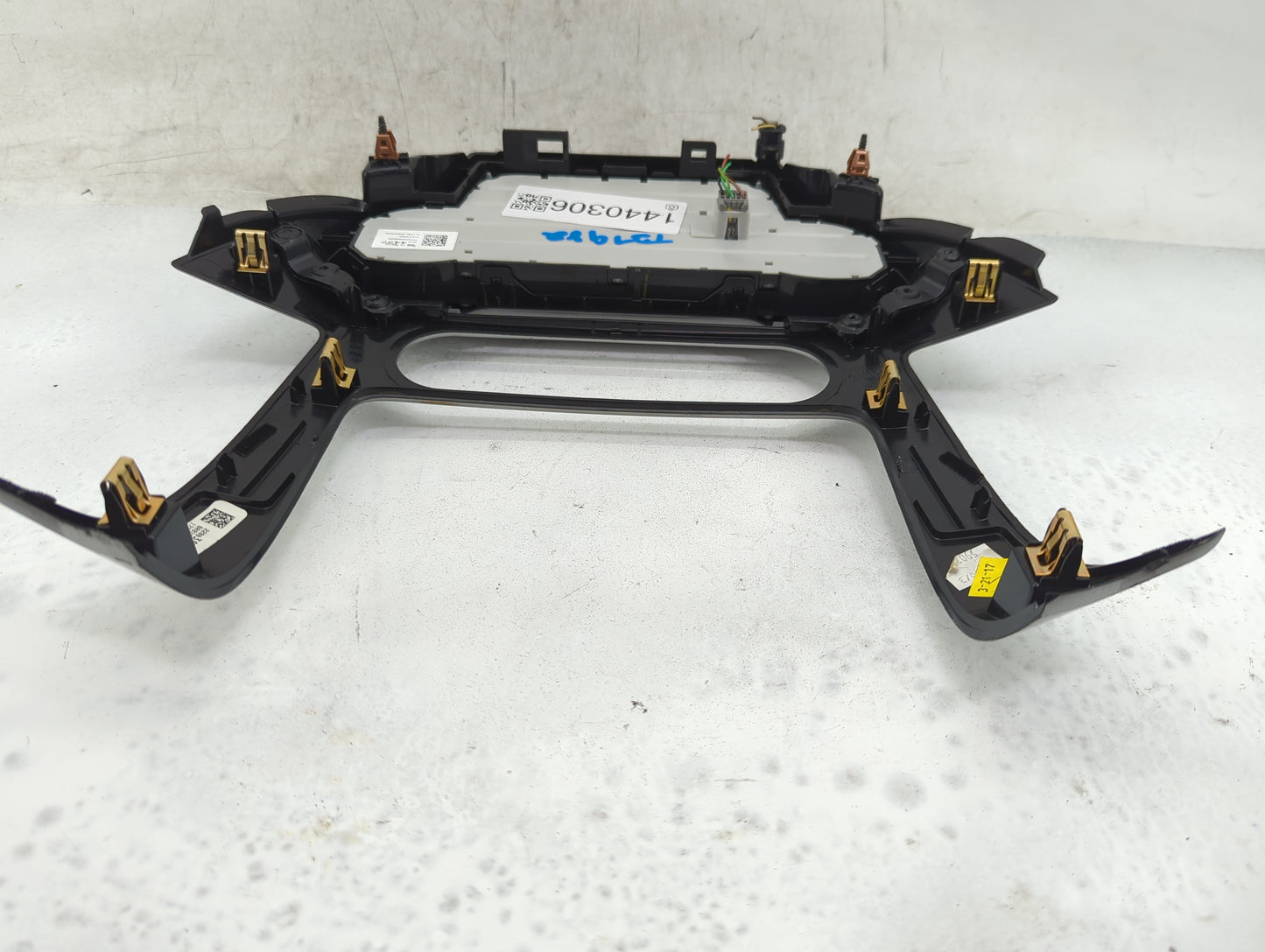2015-2017 Chevrolet Tahoe Climate Control Module Temperature AC/Heater Replacement P/N:84164477 Fits Fits 2015 2016 2017 OEM