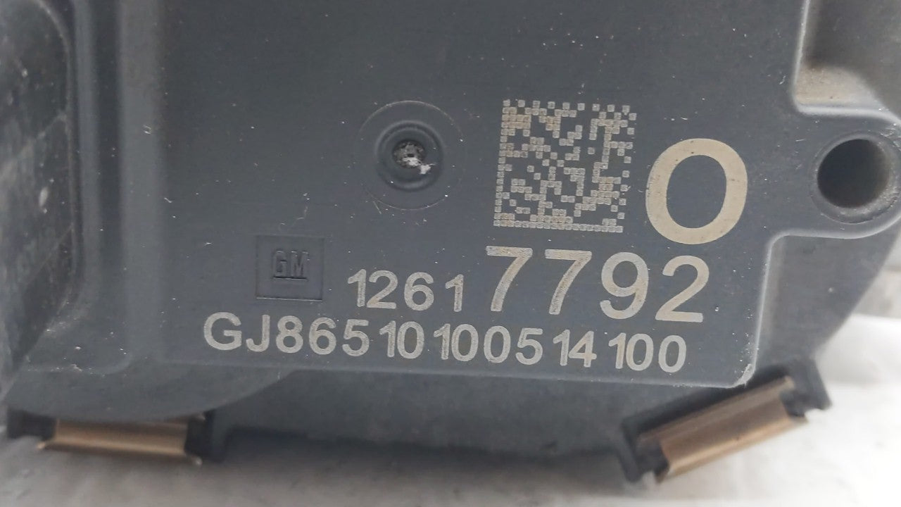 2015-2018 Chevrolet Tahoe Throttle Body P/N:12678224 12617792 Fits Fits 2014 2015 2016 2017 2018 2019 OEM Used Auto Parts -