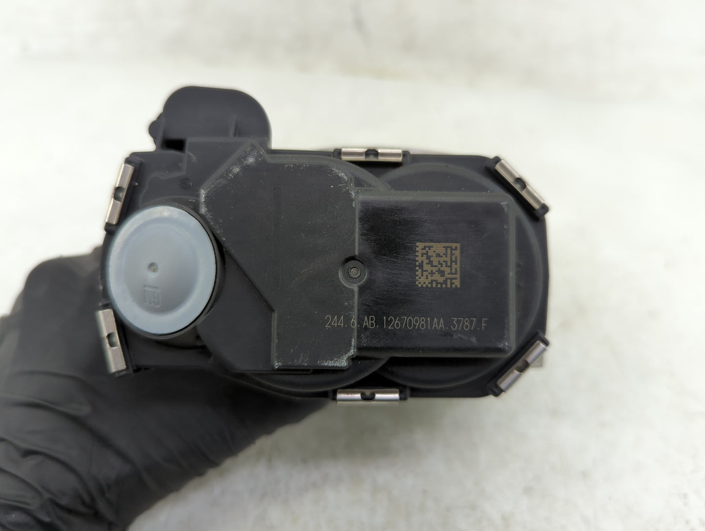 2017-2022 Chevrolet Traverse Throttle Body P/N:12670981AA Fits Fits 2012 2013 2014 2015 2016 2017 2018 2019 2020 2021 2022 O