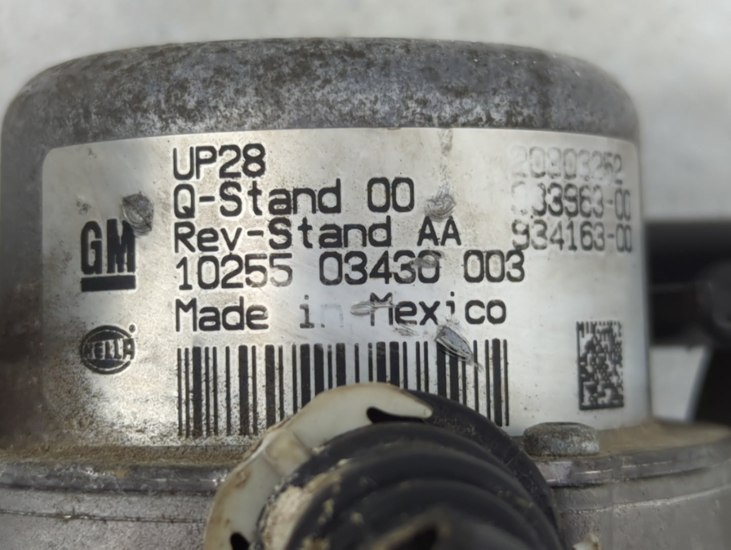 Chevrolet Traverse Central Vaccum Lock Pump - Oemusedautoparts1.com