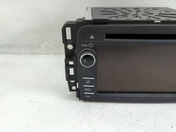 2016-2017 Chevrolet Traverse Radio AM FM Cd Player Receiver Replacement P/N:84082781 Fits Fits 2016 2017 OEM Used Auto Parts