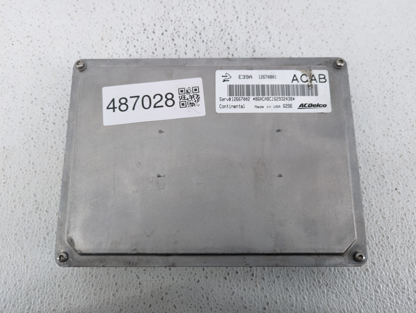 2017 Chevrolet Traverse PCM Engine Control Computer ECU ECM PCU OEM P/N:12667002 12670801, 12666070 Fits Fits 2018 2019 2020