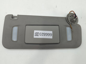 2017 Chevrolet Traverse Sun Visor Shade Replacement Passenger Right Mirror Fits OEM Used Auto Parts