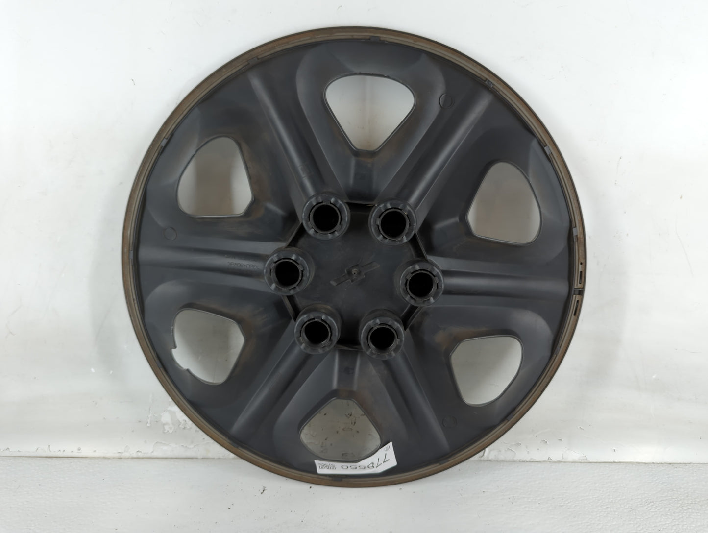 2017-2017 Chevrolet Traverse Driver Front Wheel Hub Oem - Oemusedautoparts1.com