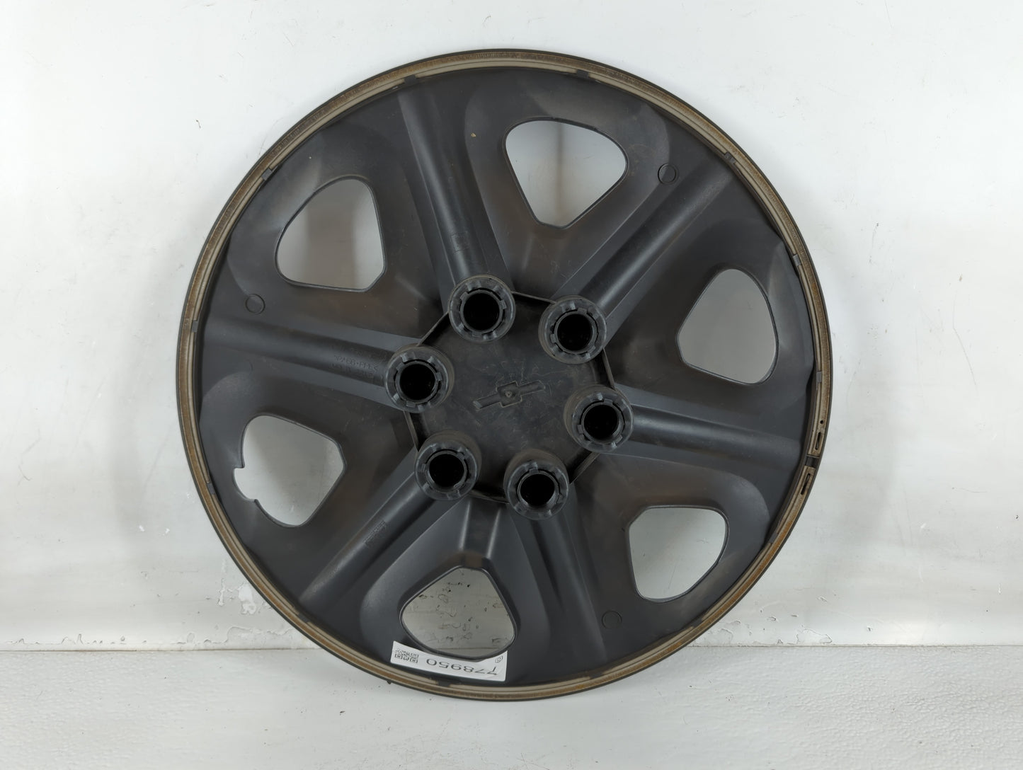 2017-2017 Chevrolet Traverse Driver Front Wheel Hub Oem - Oemusedautoparts1.com