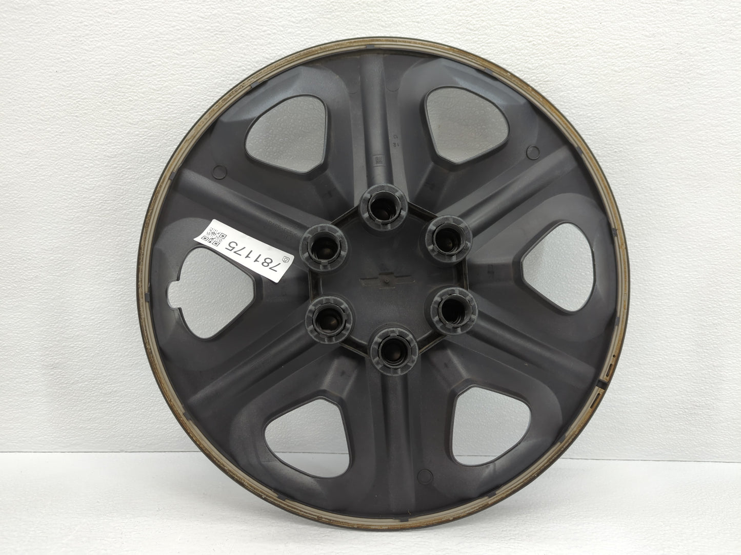 2017-2017 Chevrolet Traverse Driver Front Wheel Hub Oem - Oemusedautoparts1.com