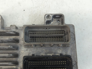 2017-2021 Chevrolet Trax PCM Engine Control Computer ECU ECM PCU OEM P/N:12668986 ACB3 Fits Fits 2017 2018 2019 2020 2021 OEM Used Auto Parts