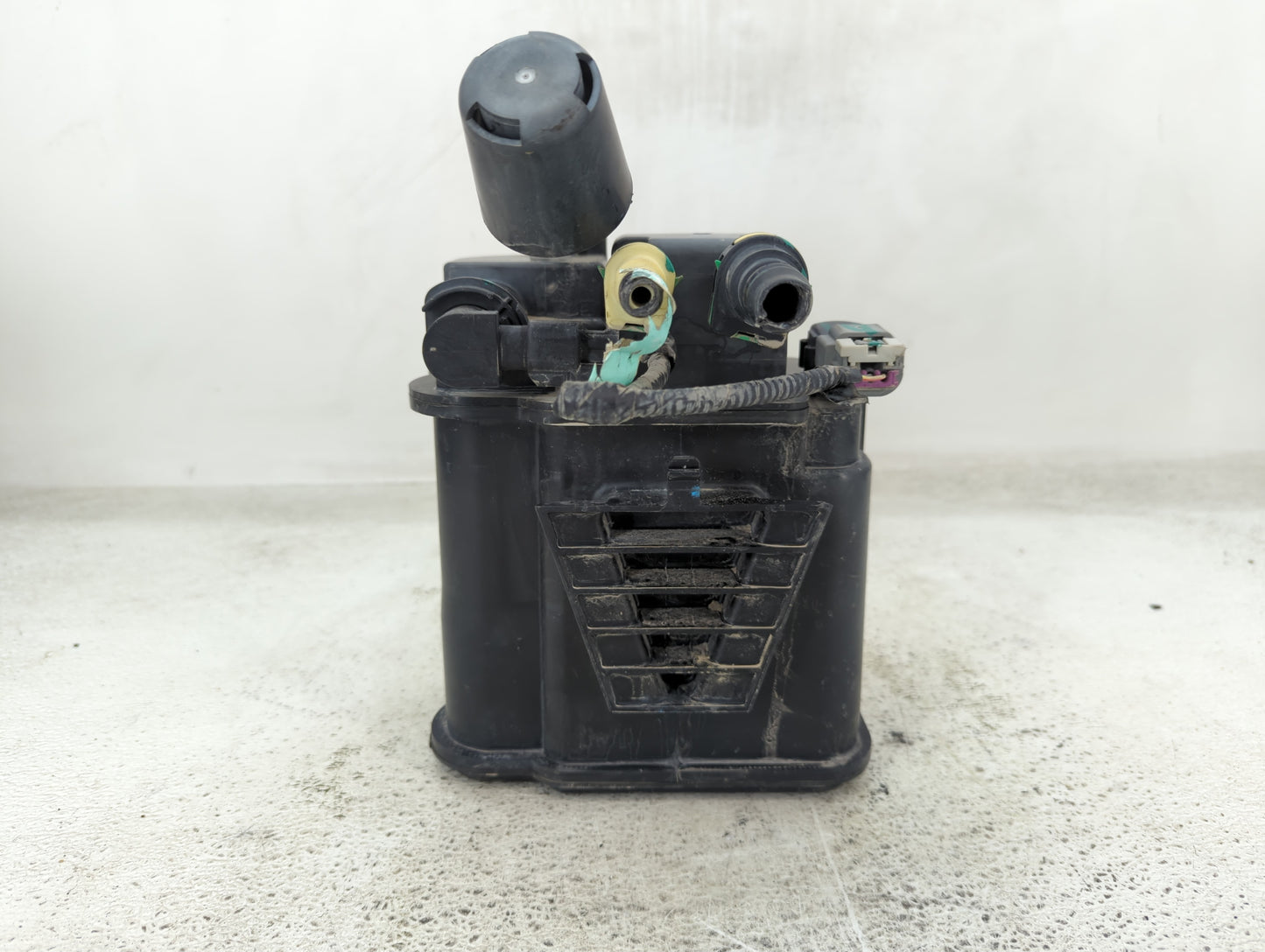 2017 Chevrolet Trax Fuel Vapor Charcoal Canister - Oemusedautoparts1.com