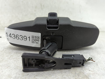 2017 Chevrolet Trax Interior Rear View Mirror Replacement OEM P/N:E11046391 E11026391, A048070 Fits OEM Used Auto Parts