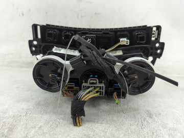 2017-2021 Chevrolet Trax Climate Control Module Temperature AC/Heater Replacement P/N:42521436 Fits Fits 2017 2018 2019 2020 2021 OEM Used Auto Parts