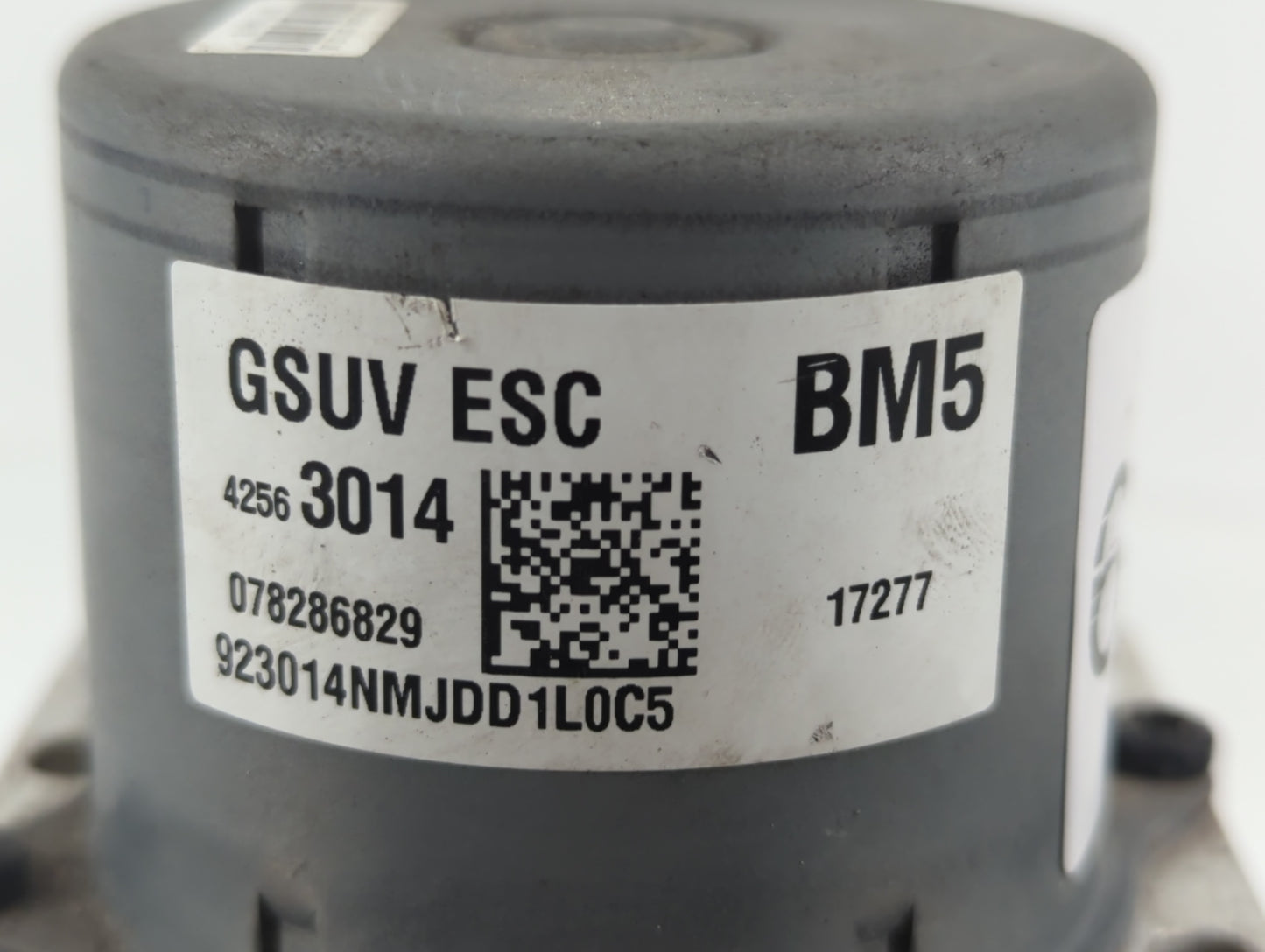 2017-2020 Chevrolet Trax ABS Pump Control Module Replacement P/N:42563014 Fits Fits 2017 2018 2019 2020 OEM Used Auto Parts