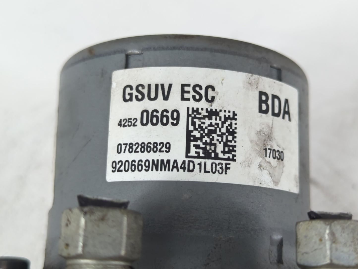 2017-2021 Chevrolet Trax ABS Pump Control Module Replacement P/N:42520669 Fits Fits 2017 2018 2019 2020 2021 OEM Used Auto P