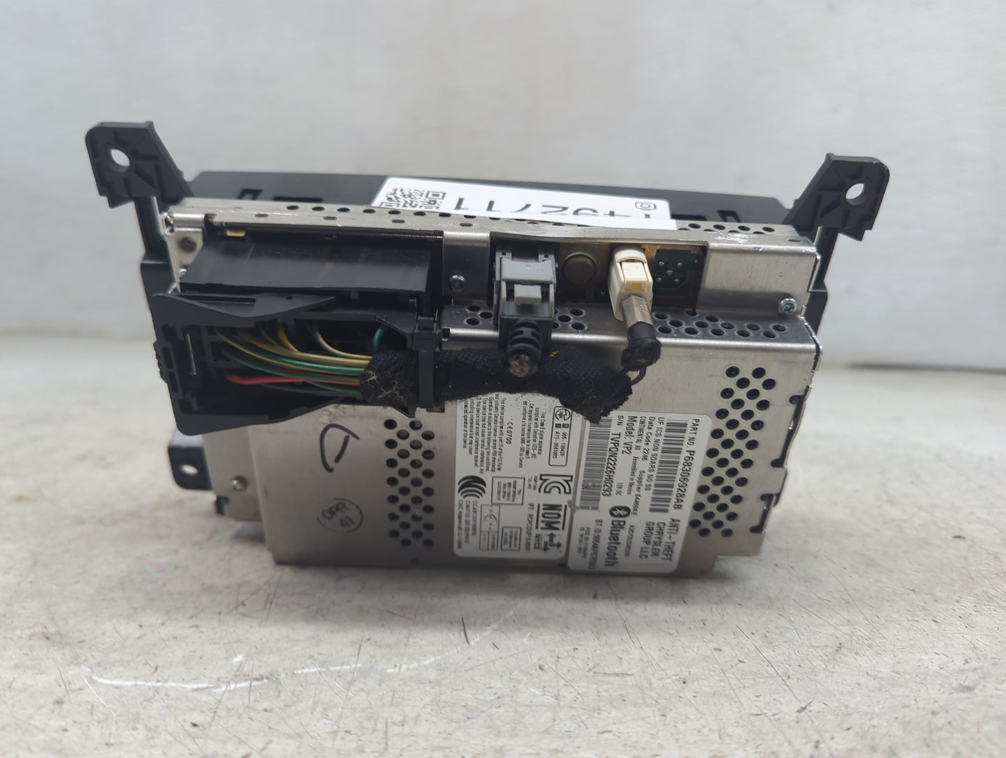 2017 Chrysler 200 Radio AM FM Cd Player Receiver Replacement P/N:P68306928AB TVP0N2226H0293, A2C7552240200, Y70VP2, 7812H-VP