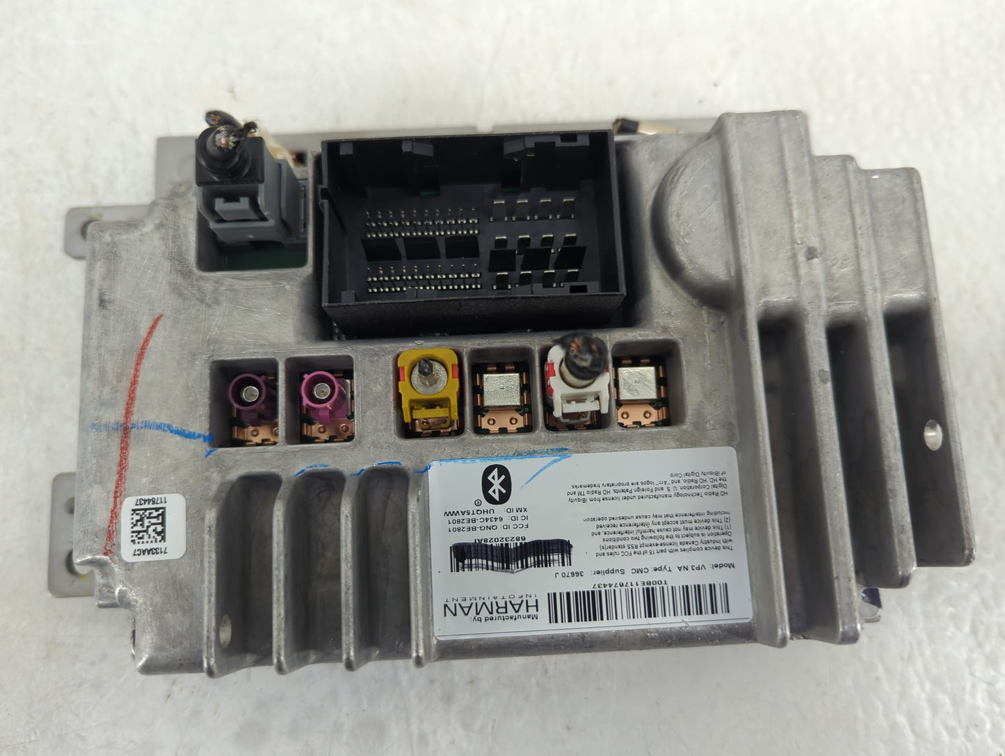 2017-2018 Chrysler Pacifica Radio AM FM Cd Player Receiver Replacement P/N:68232028AJ Fits Fits 2017 2018 OEM Used Auto Part