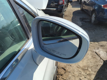 2017-2019 Chrysler Pacifica Passenger Side View Mirror - Right Door Mirror OEM Used