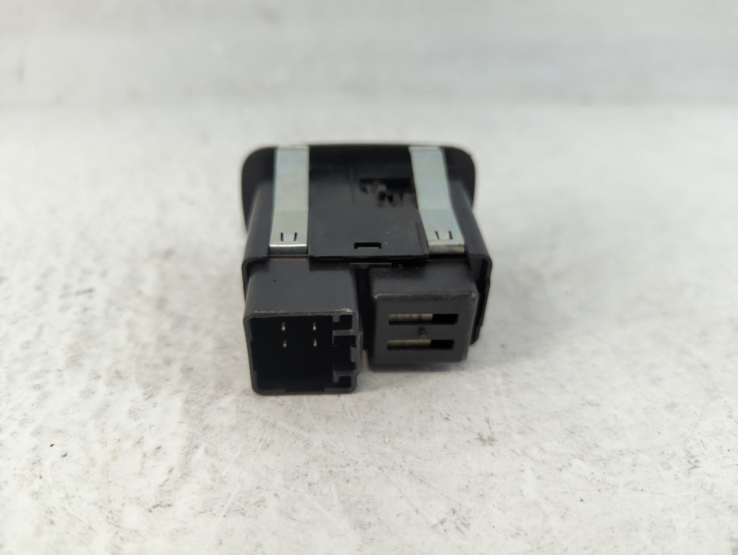 2017 Dodge Caravan Master Power Window Switch Replacement Driver Side Left P/N:68110874AC Fits OEM Used Auto Parts - Oemused