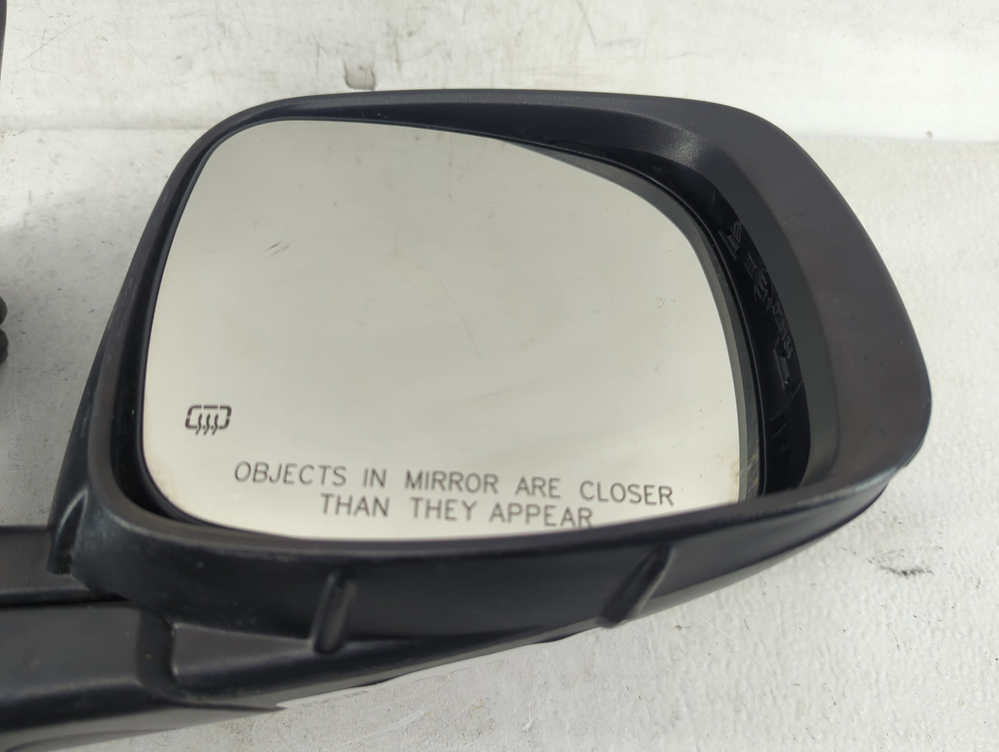 2017 Dodge Caravan Passenger Side View Mirror - Right Door Mirror OEM Used - Oemusedautoparts1.com