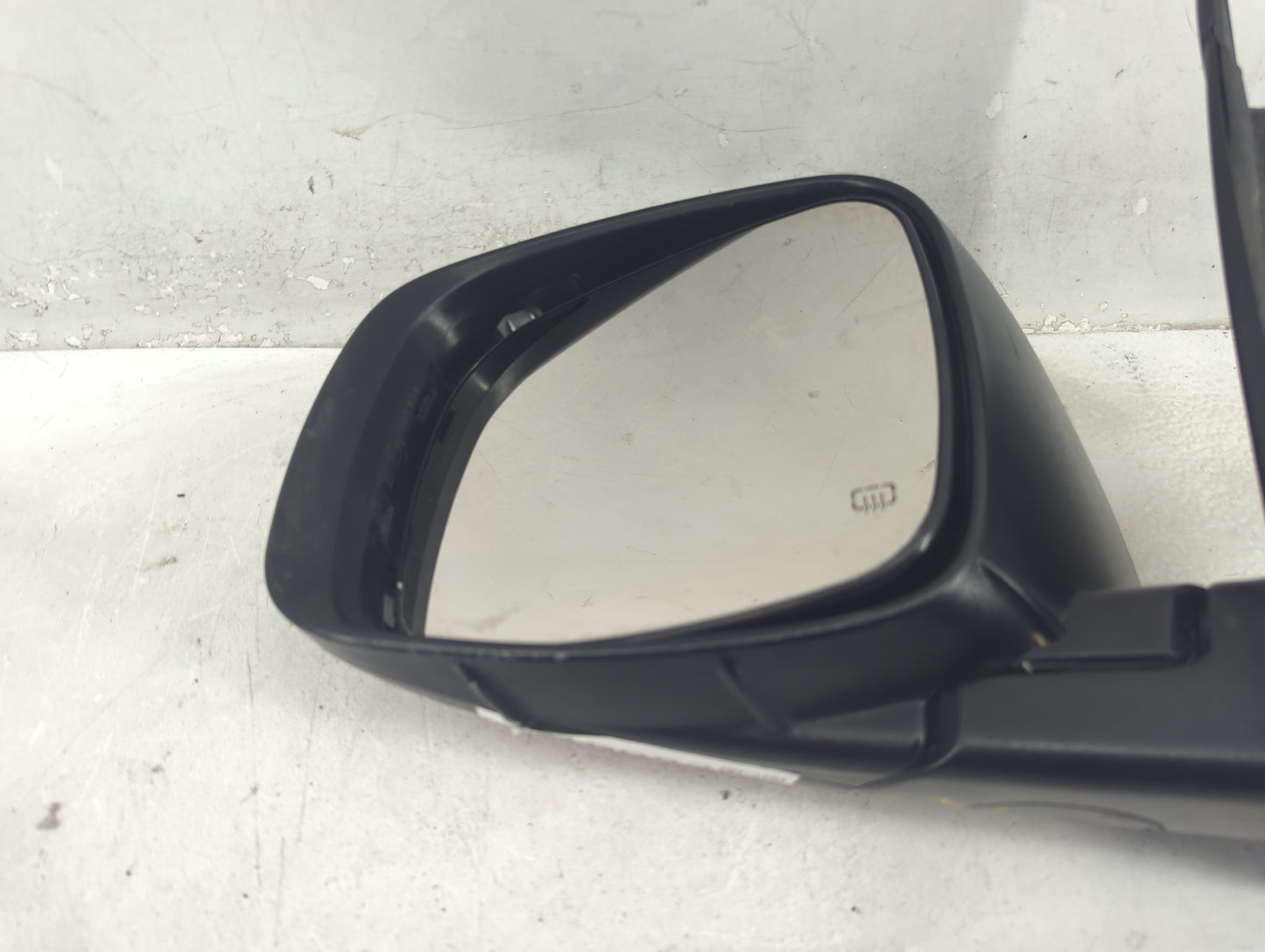 2017 Dodge Caravan Driver Side View Mirror - Left Door Mirror OEM Used - Oemusedautoparts1.com